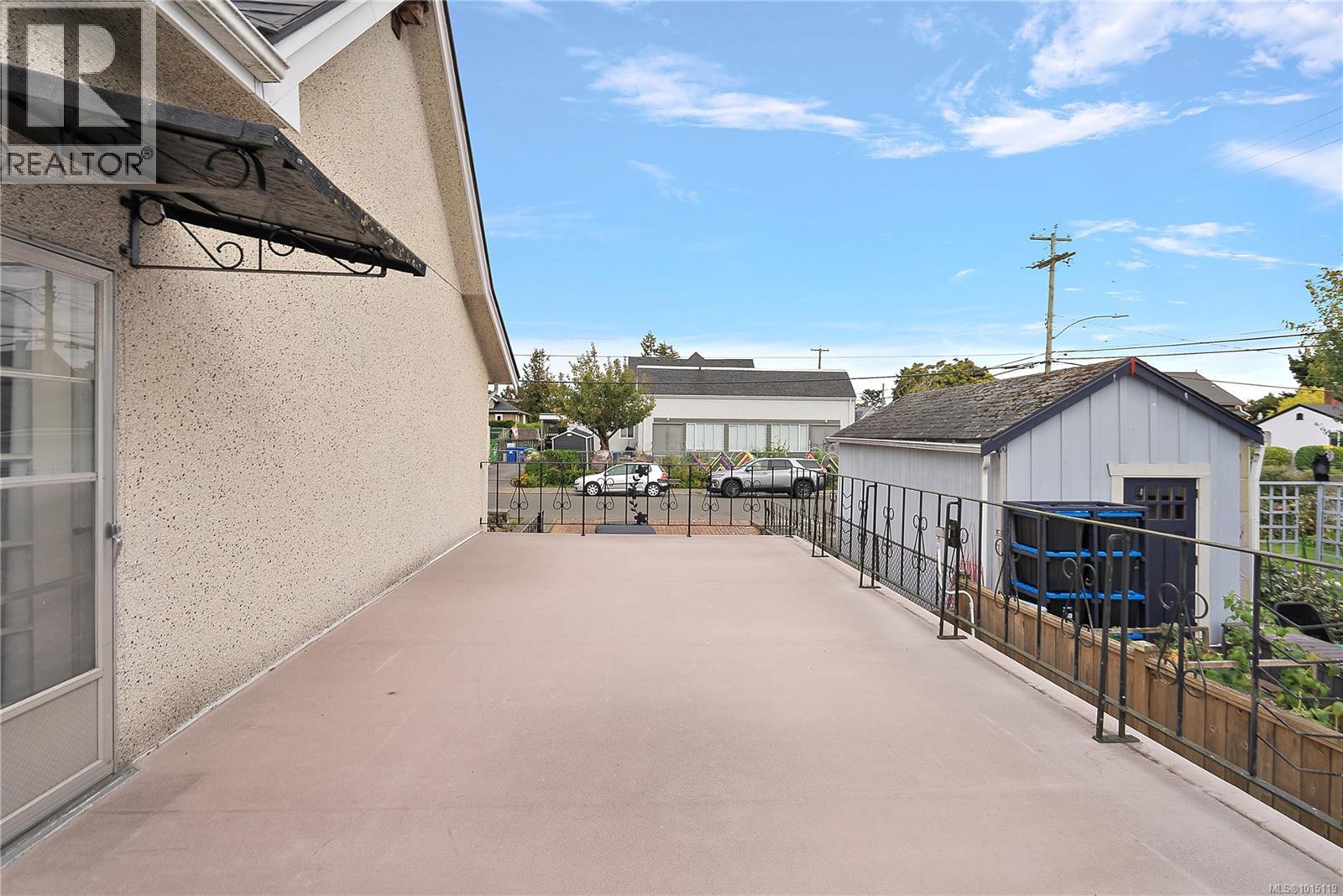 508 Constance Ave, Esquimalt