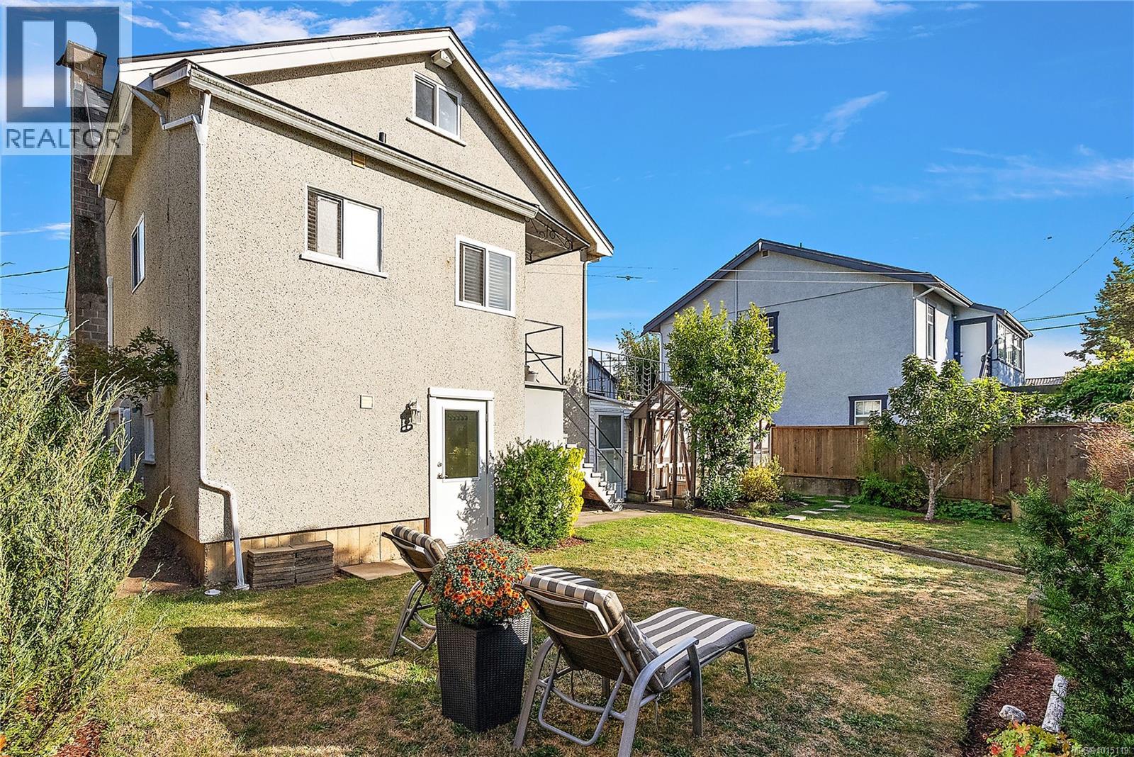 508 Constance Ave, Esquimalt