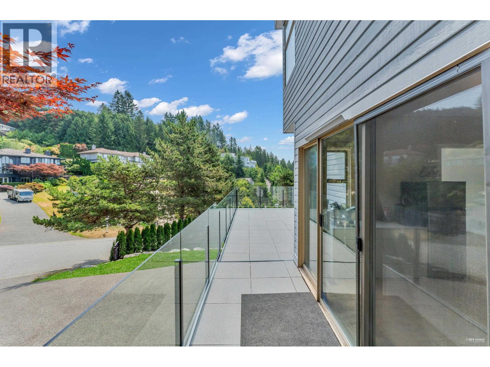 4809 NORTHWOOD PLACE, West Vancouver