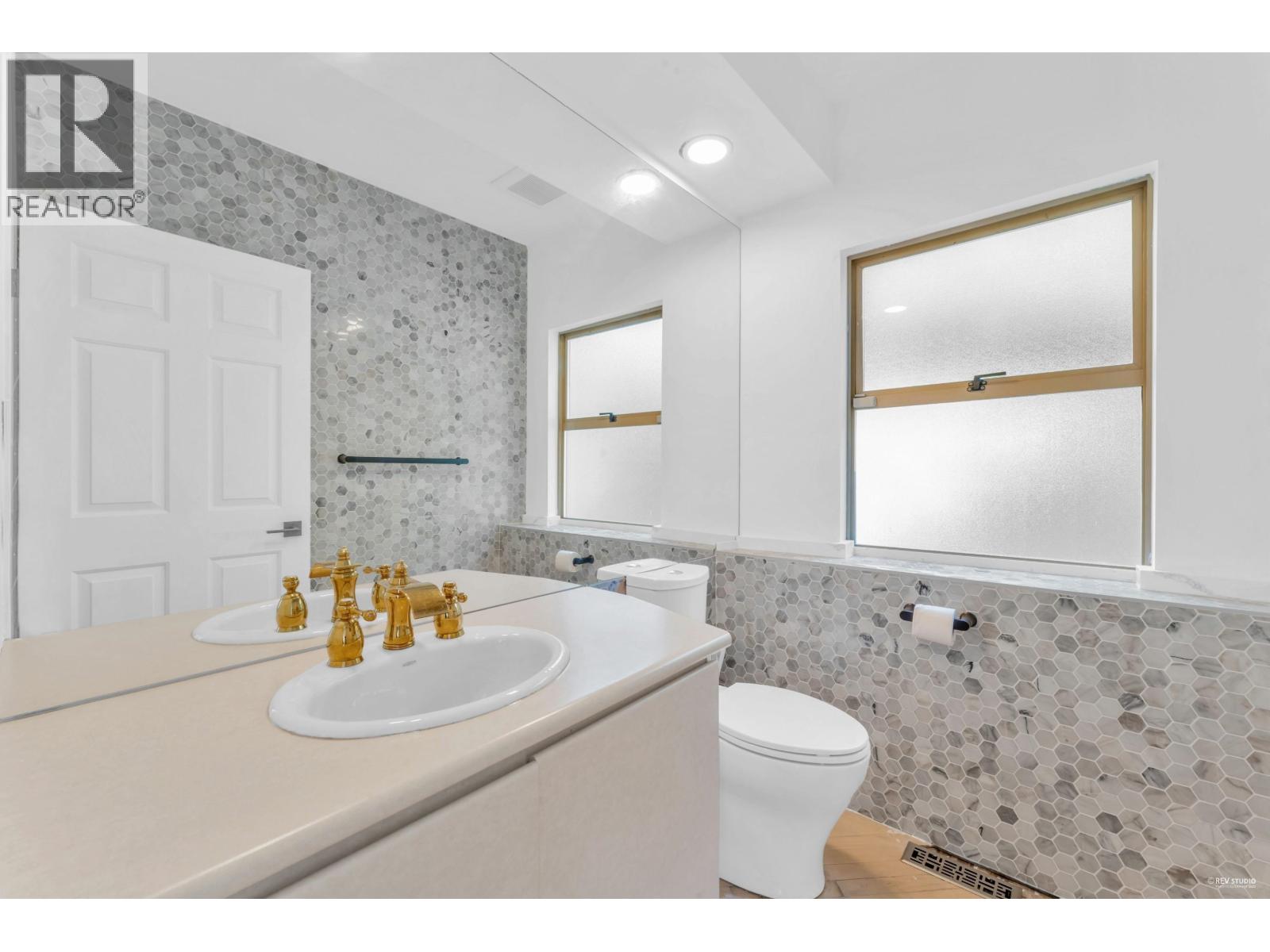 4809 NORTHWOOD PLACE, West Vancouver