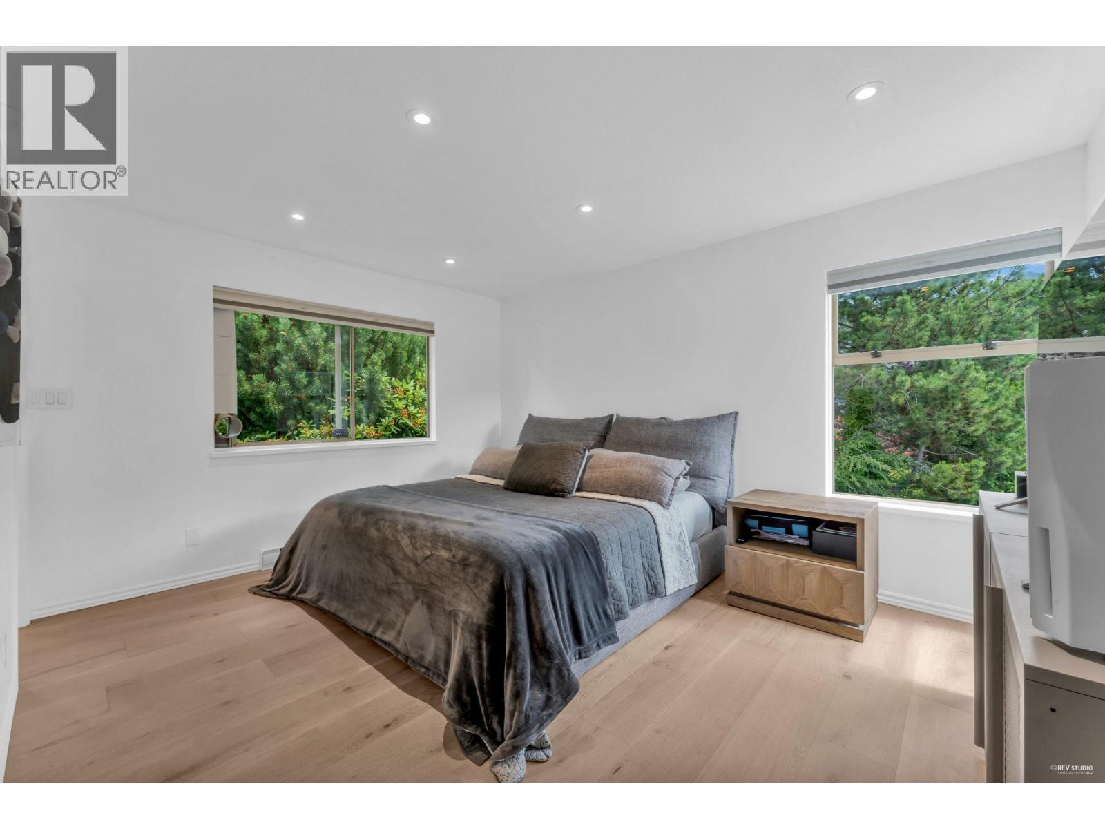 4809 NORTHWOOD PLACE, West Vancouver