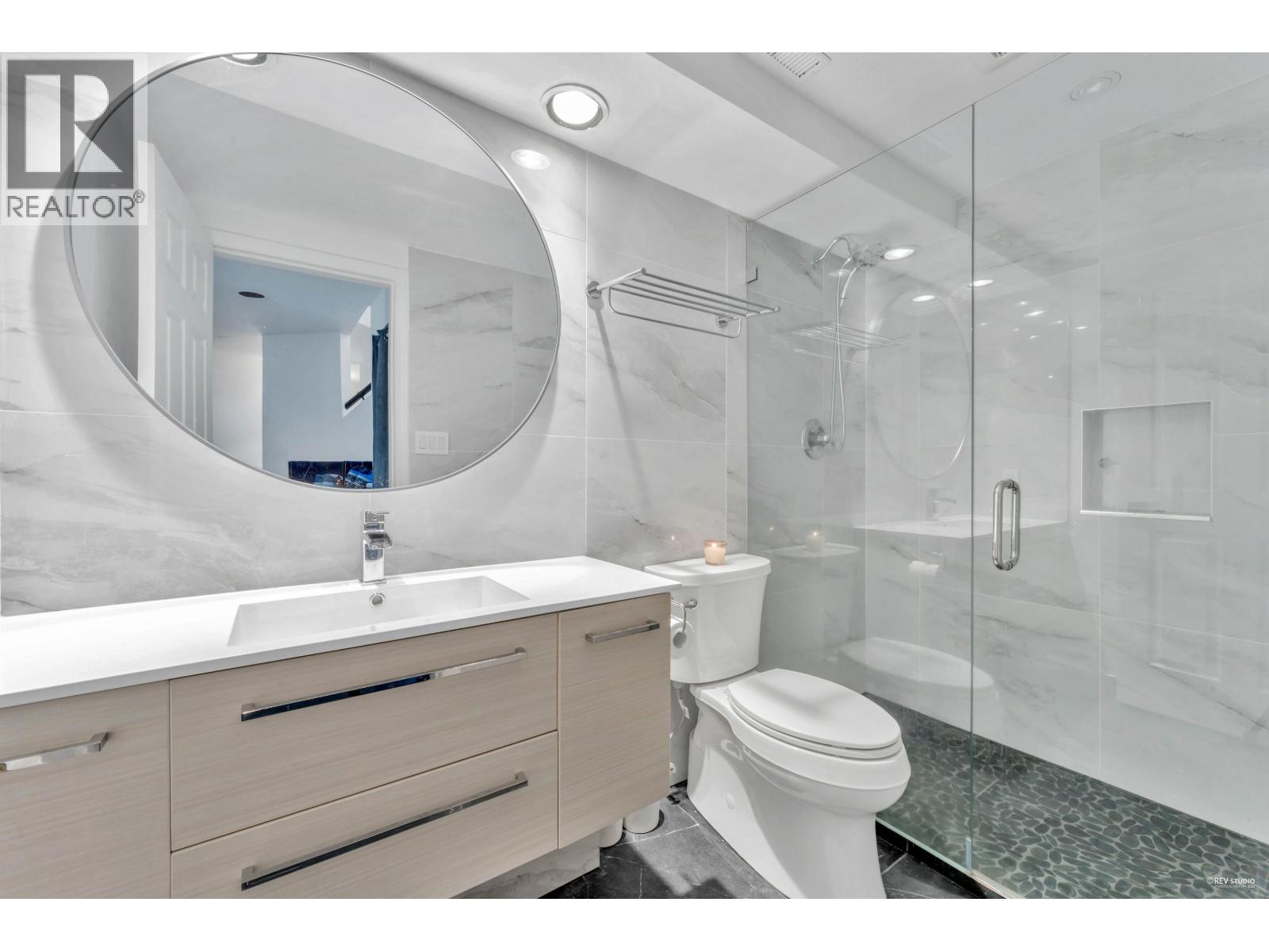 4809 NORTHWOOD PLACE, West Vancouver