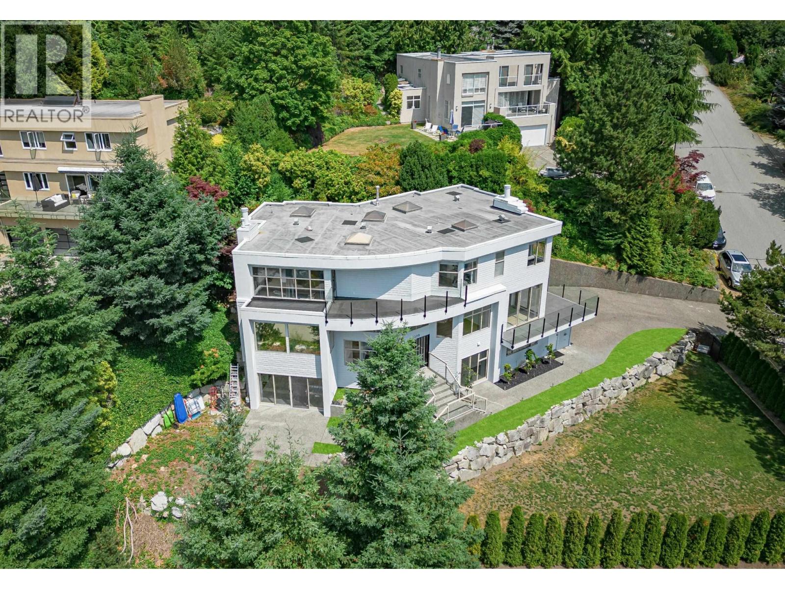 4809 NORTHWOOD PLACE, West Vancouver