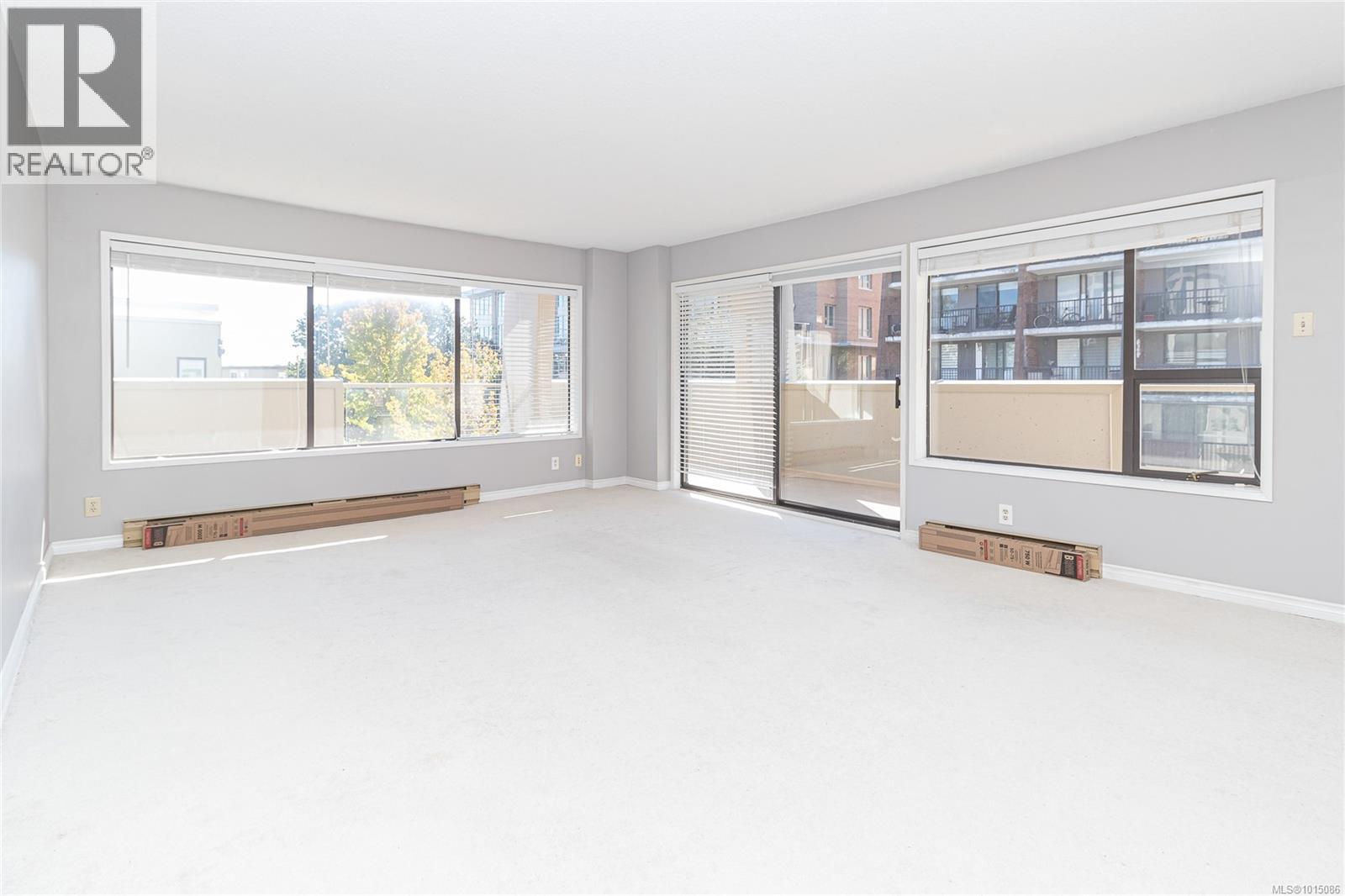501 819 Burdett Avenue, Victoria