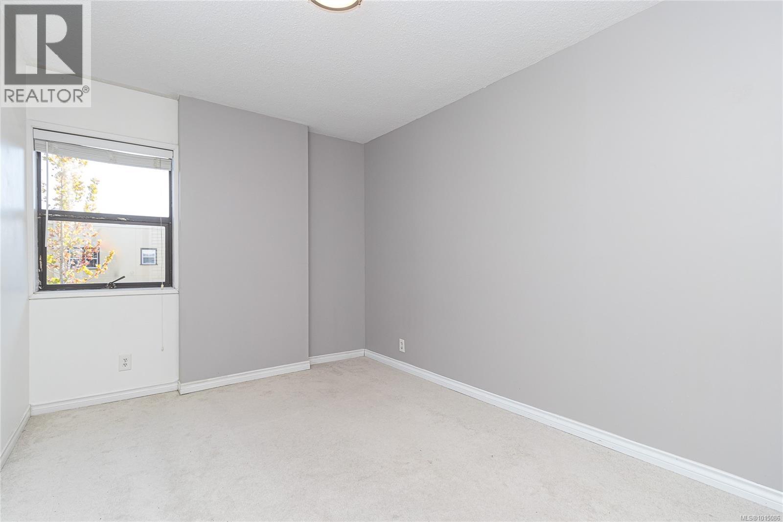 501 819 Burdett Avenue, Victoria