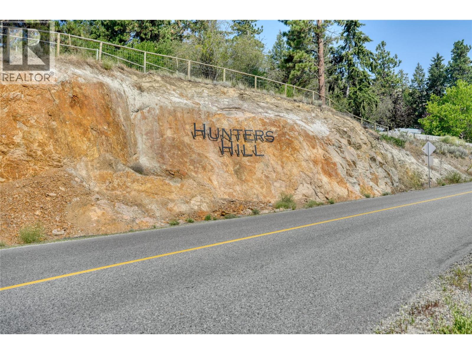 17509 Dickinson Place, Summerland