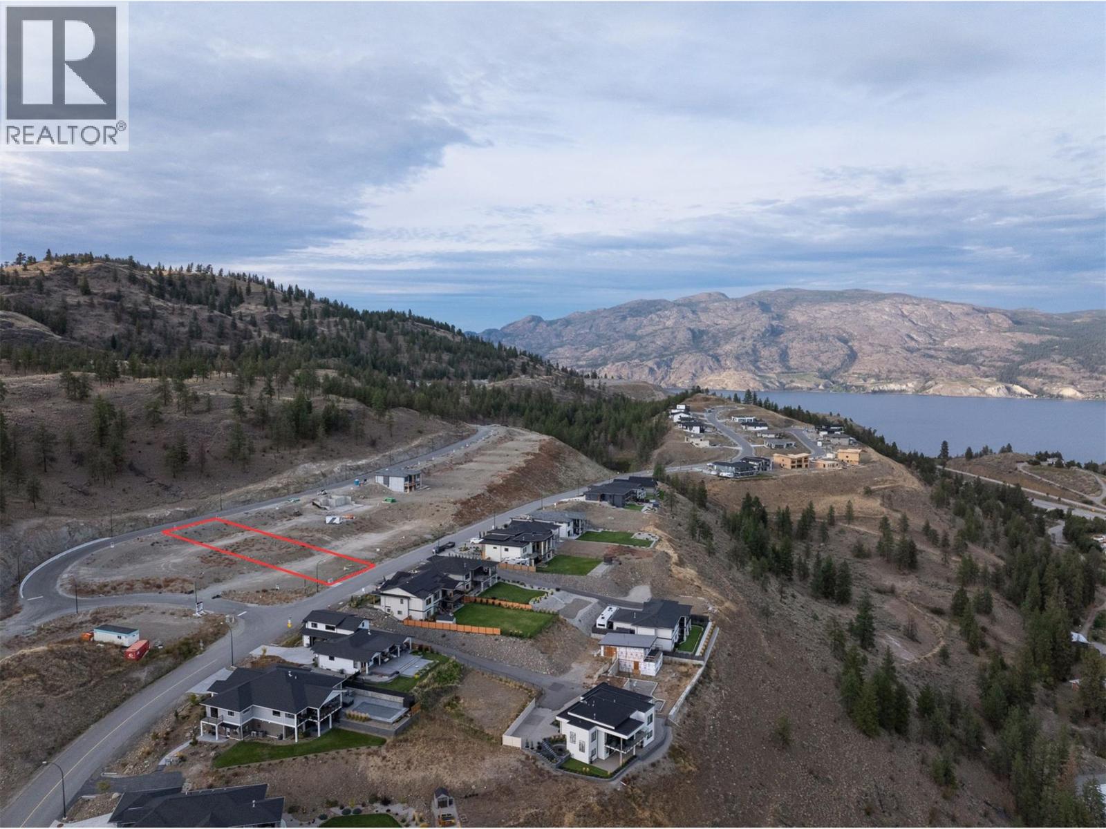 17509 Dickinson Place, Summerland