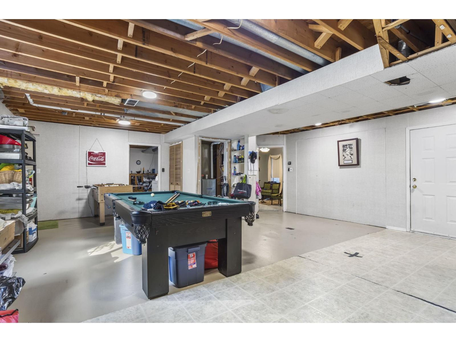 8479 CADE BARR STREET, Mission