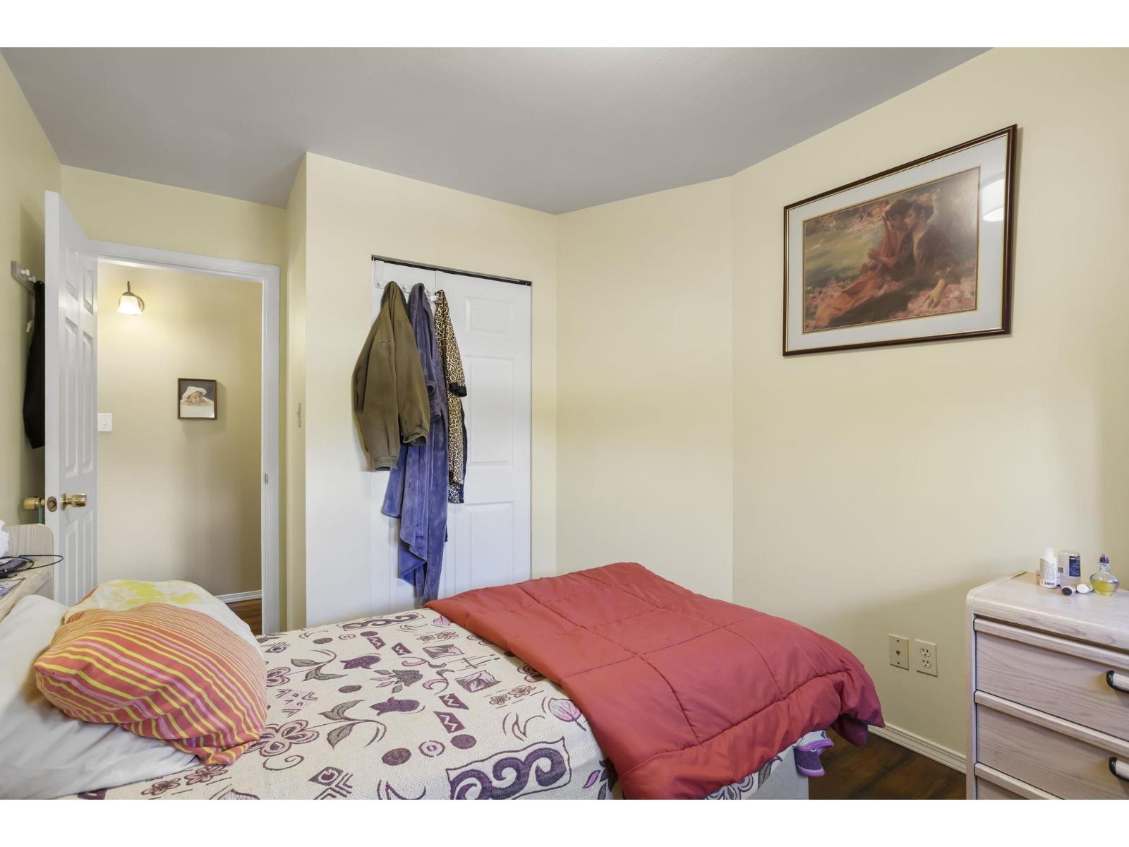 8479 CADE BARR STREET, Mission