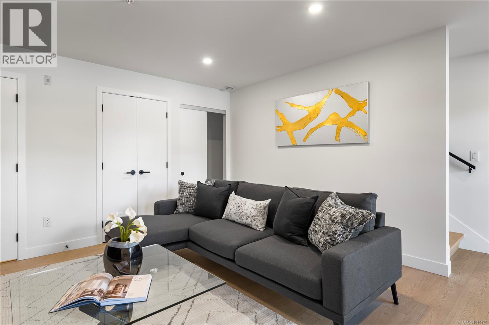 101 2629 Millstream Road, Langford