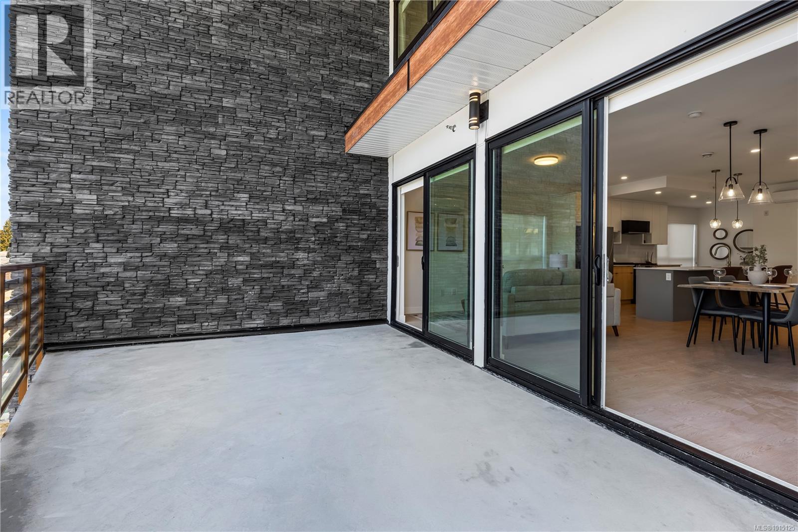 101 2629 Millstream Road, Langford