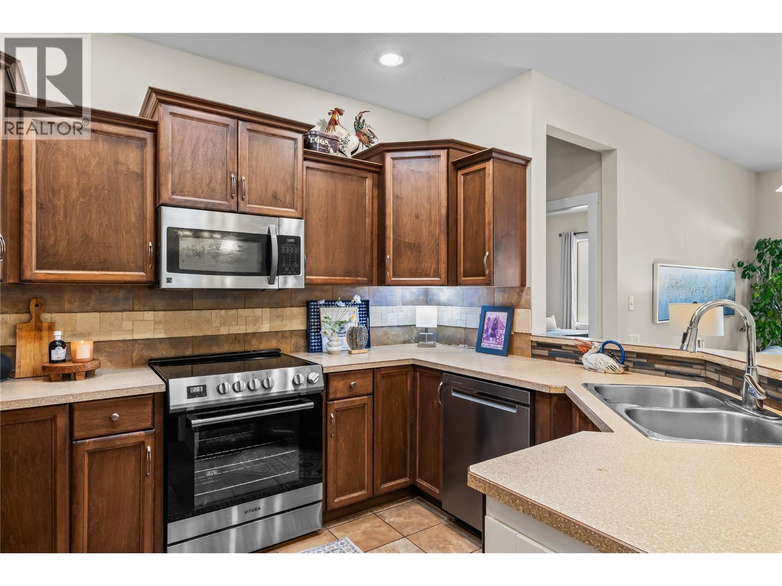  3871 Sonoma Pines Drive, West Kelowna