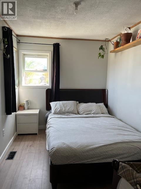 9704 JULIA Street, Summerland