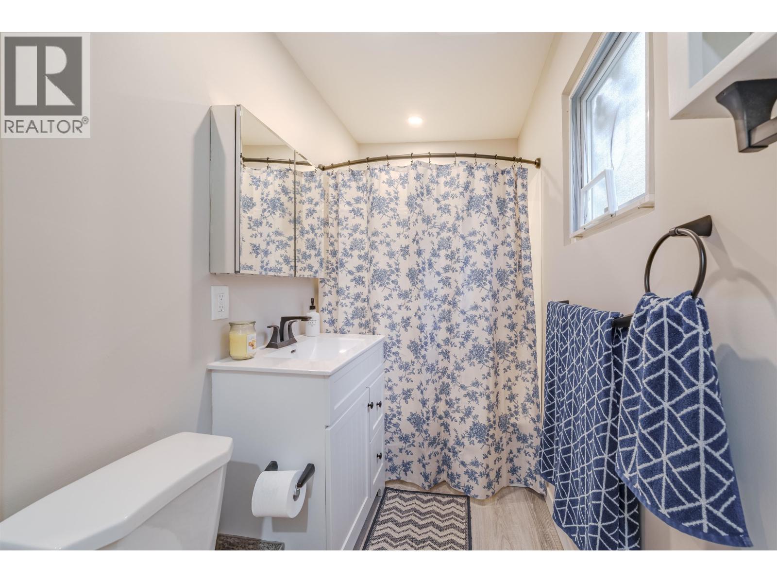3825 CANIM-HENDRIX LAKE ROAD, Canim Lake
