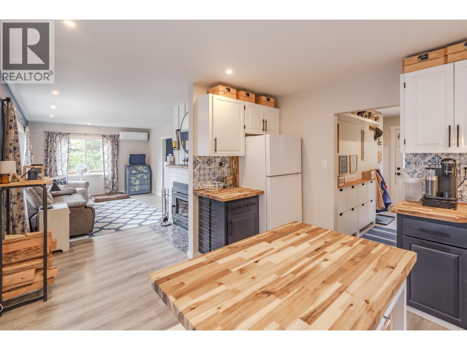 3825 CANIM-HENDRIX LAKE ROAD, Canim Lake