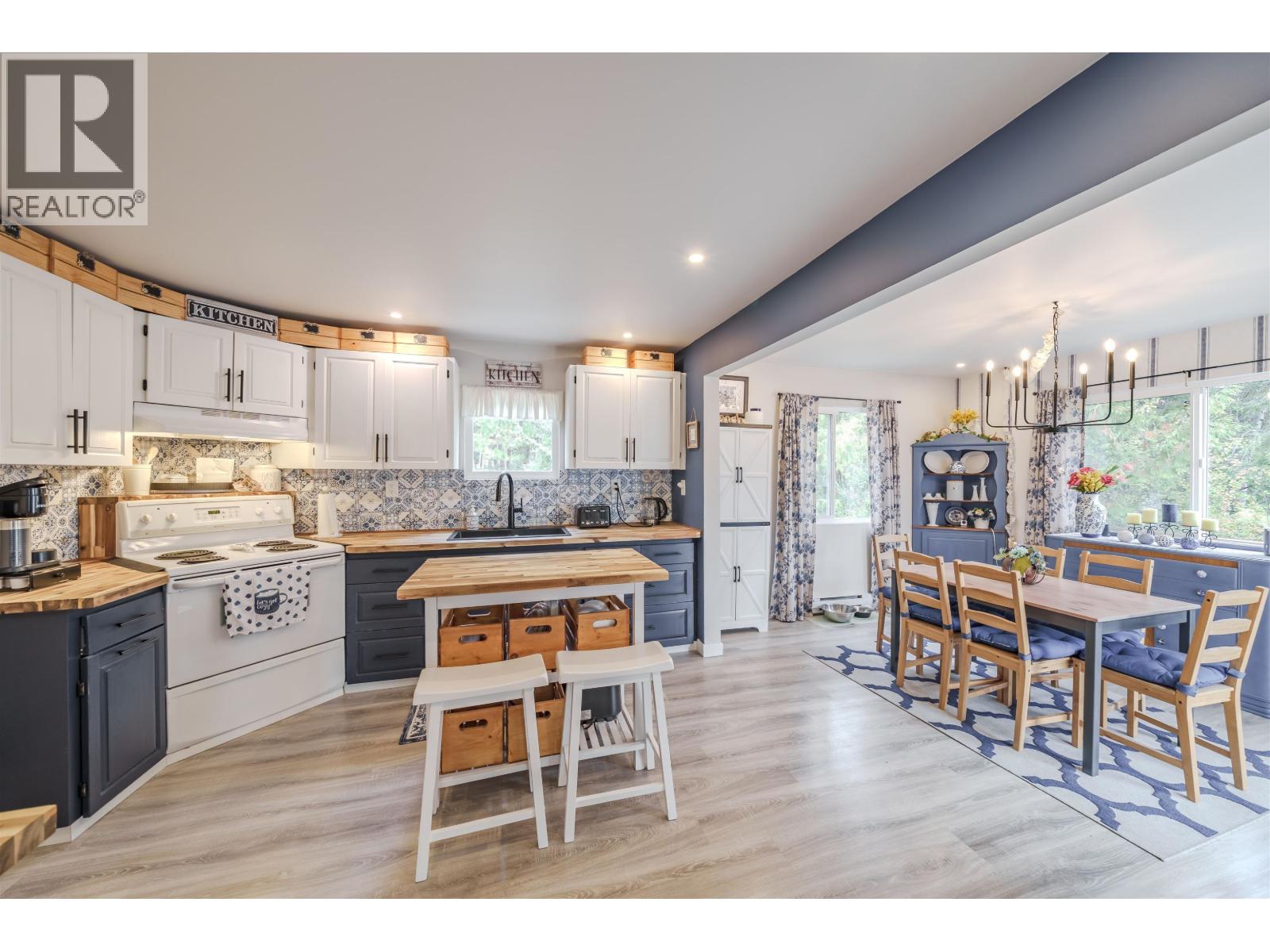 3825 CANIM-HENDRIX LAKE ROAD, Canim Lake
