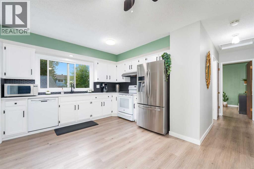 Single Family House Bi-level for Sale in  Manora Drive NE Marlborough Park Calgary 