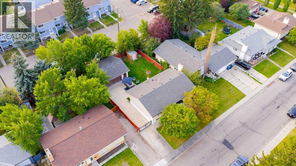 Single Family House Bi-level for Sale in  Manora Drive NE Marlborough Park Calgary 