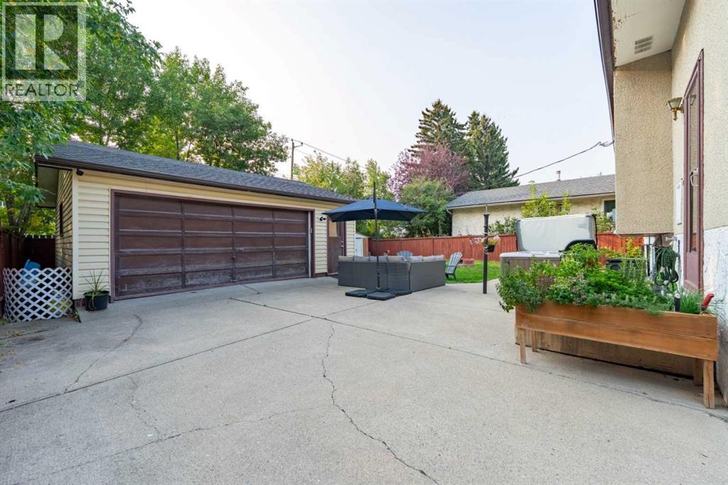 Single Family House Bi-level for Sale in  Manora Drive NE Marlborough Park Calgary 