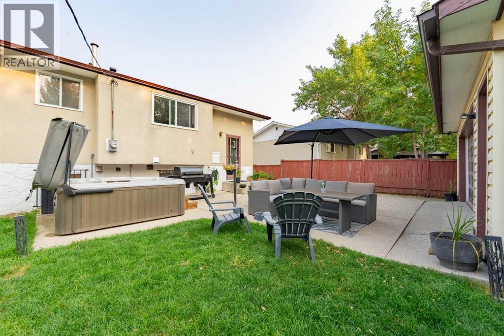Single Family House Bi-level for Sale in  Manora Drive NE Marlborough Park Calgary 