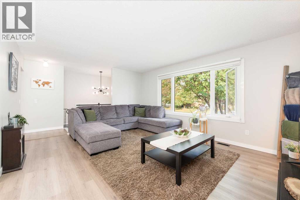 Single Family House Bi-level for Sale in  Manora Drive NE Marlborough Park Calgary 