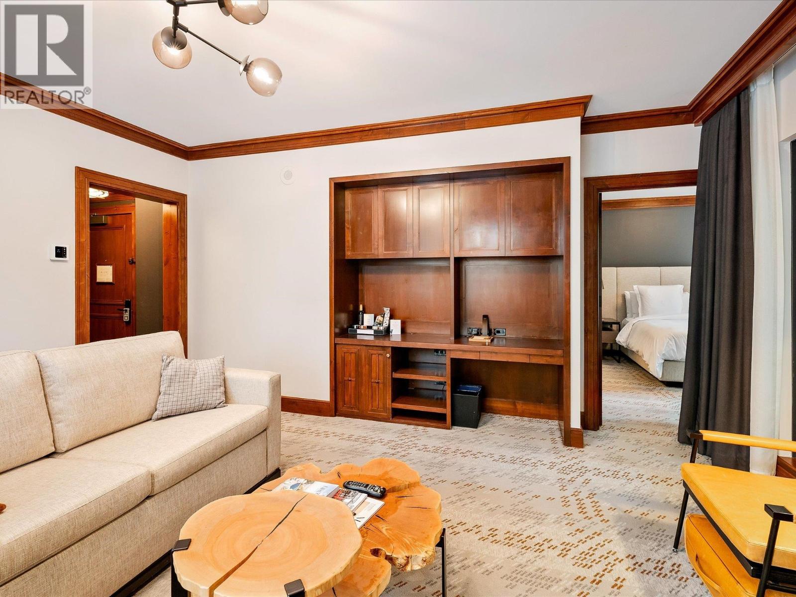 252 4591 BLACKCOMB WAY, Whistler