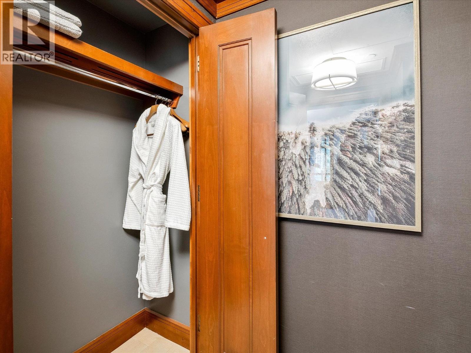 252 4591 BLACKCOMB WAY, Whistler