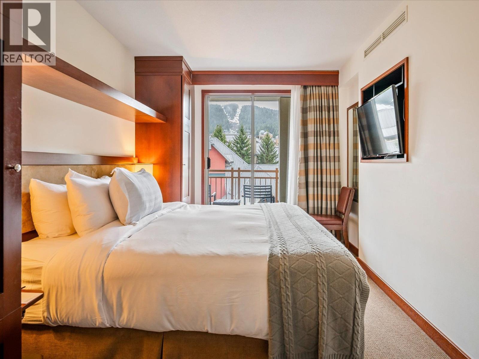5515 4299 BLACKCOMB WAY, Whistler