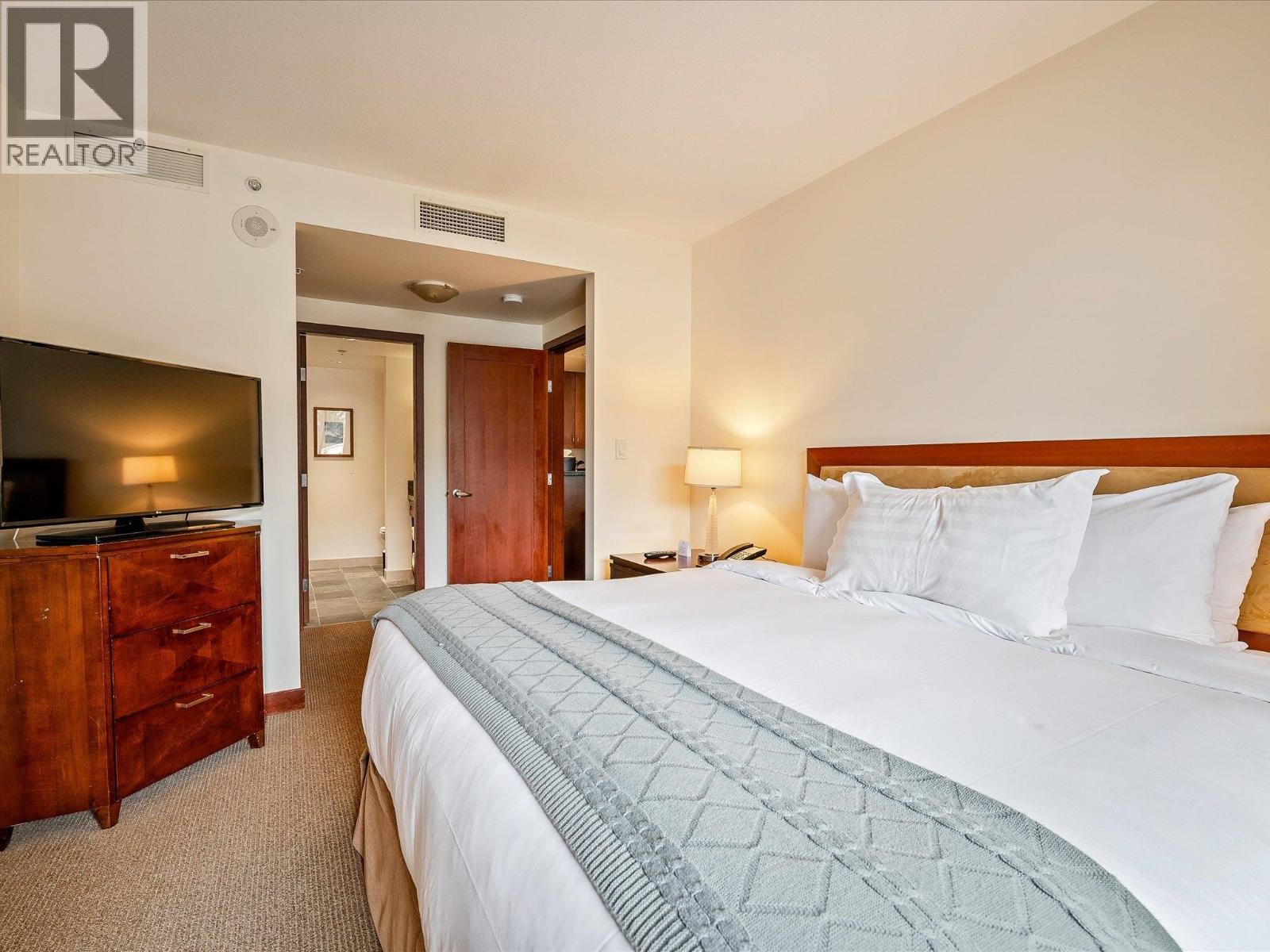 5515 4299 BLACKCOMB WAY, Whistler