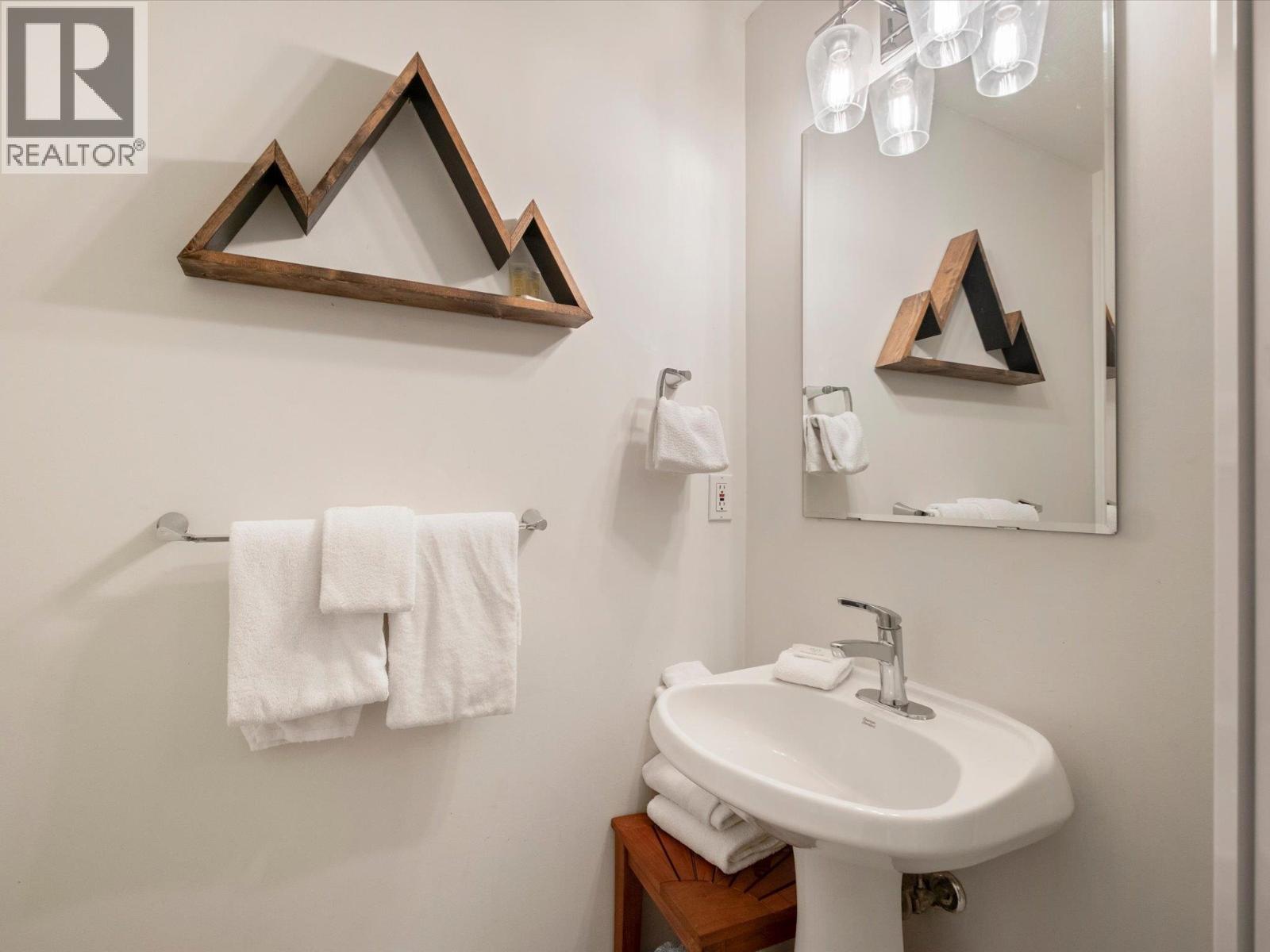 20 4325 NORTHLANDS BOULEVARD, Whistler