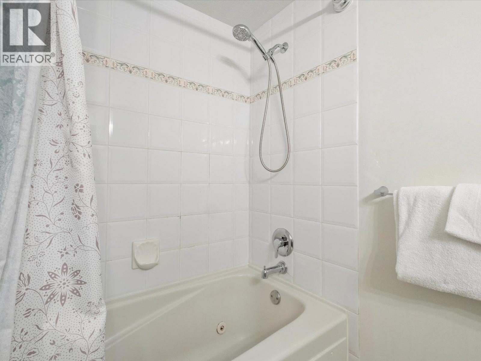 20 4325 NORTHLANDS BOULEVARD, Whistler