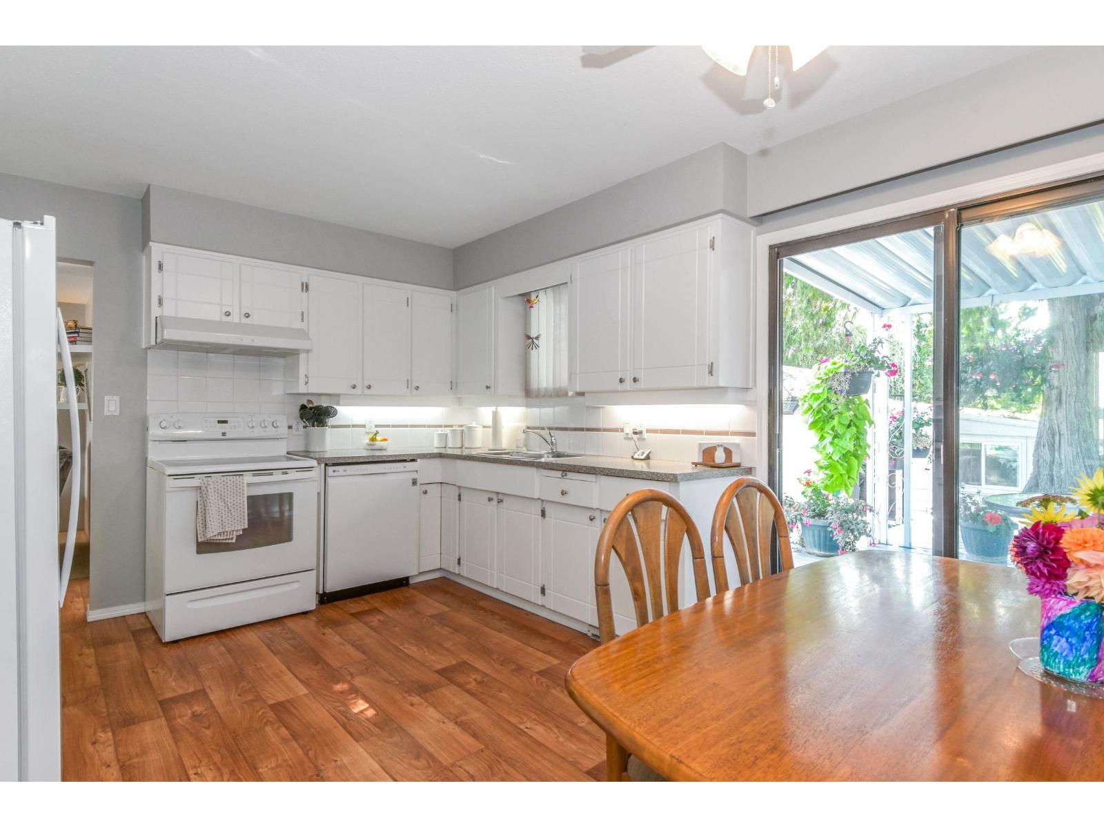 14022 92 AVENUE, Surrey
