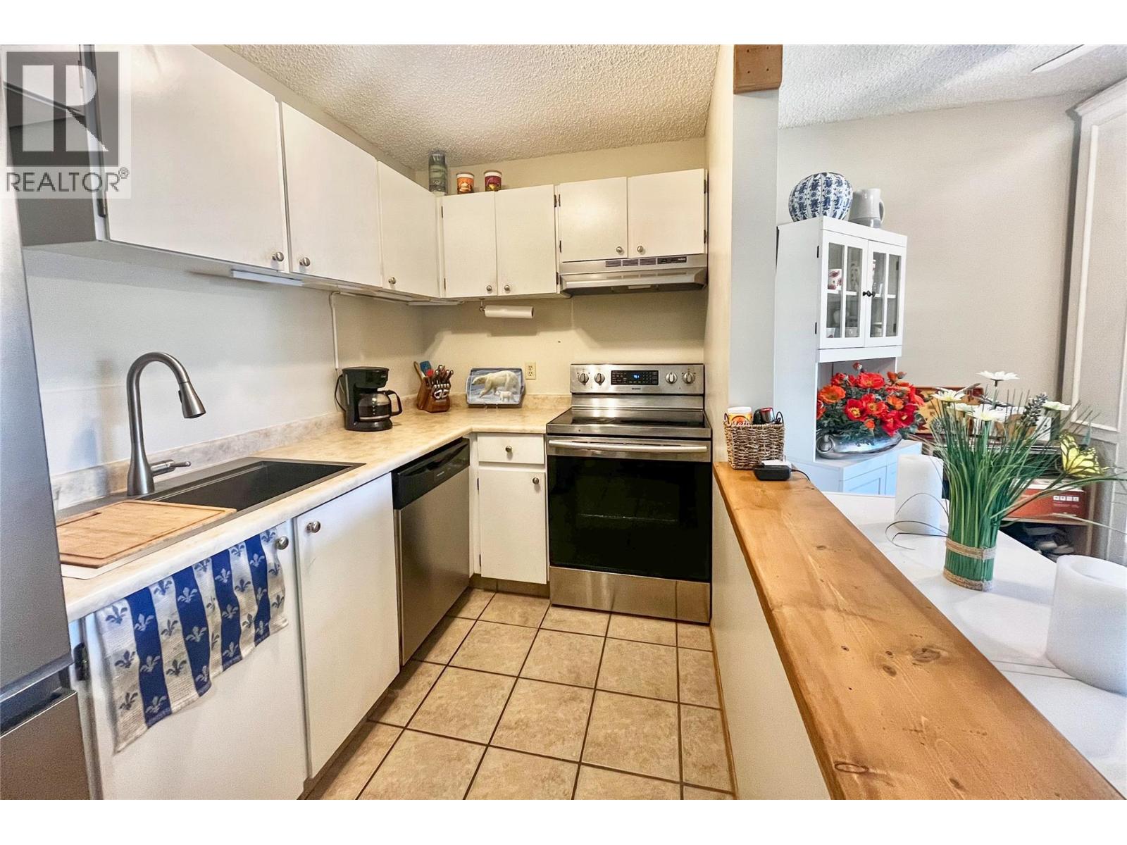 2321 12TH Street N Unit# 206B, Cranbrook
