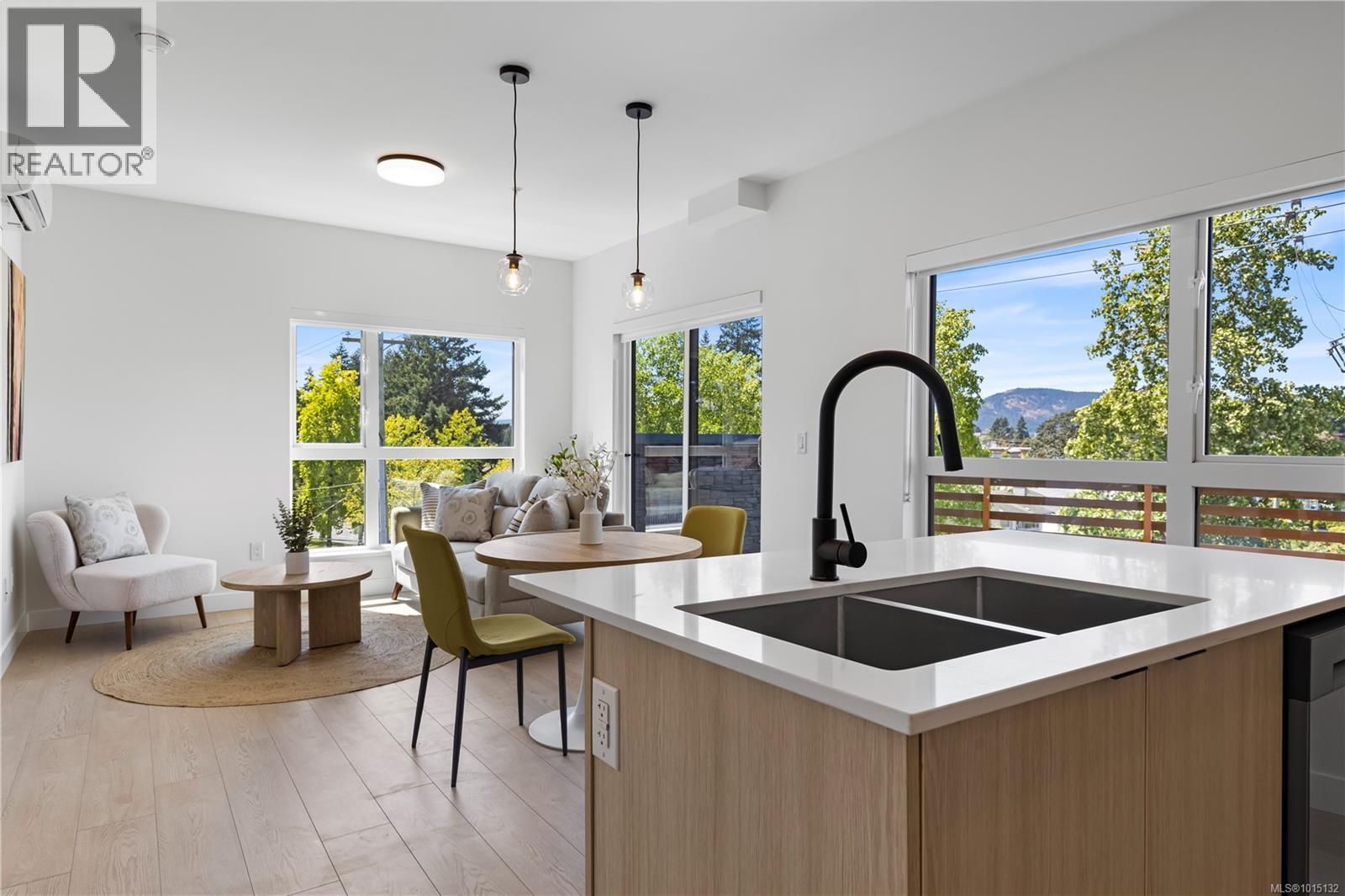 404 2629 Millstream Road, Langford