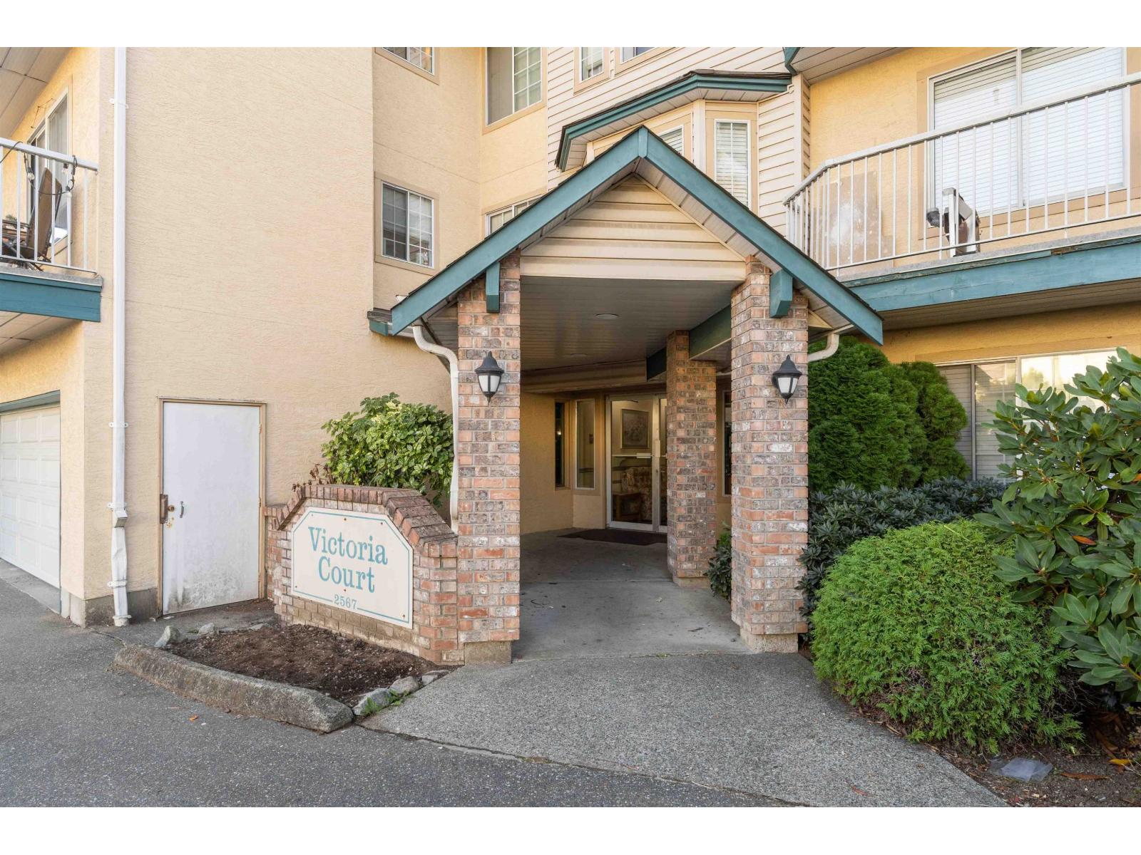 206 2567 VICTORIA STREET, Abbotsford