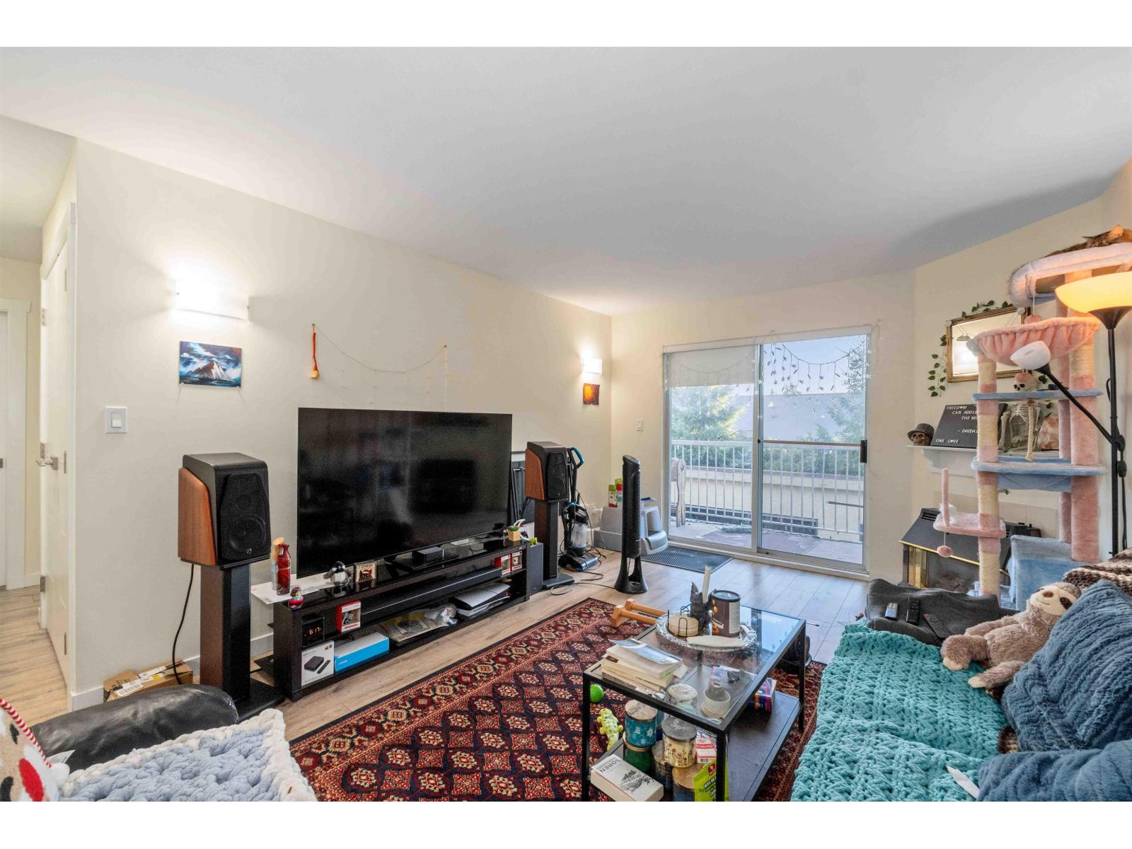 206 2567 VICTORIA STREET, Abbotsford