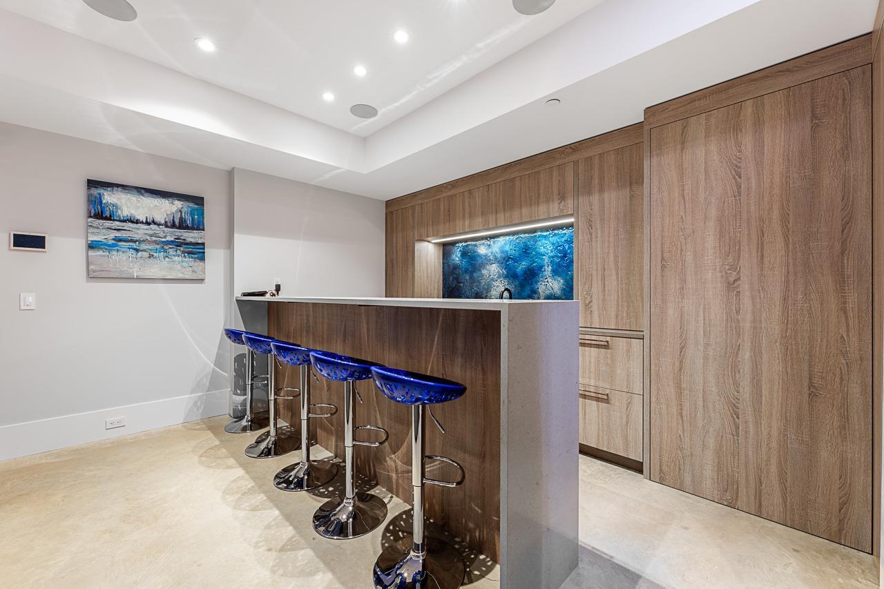 1877 126 STREET, Surrey