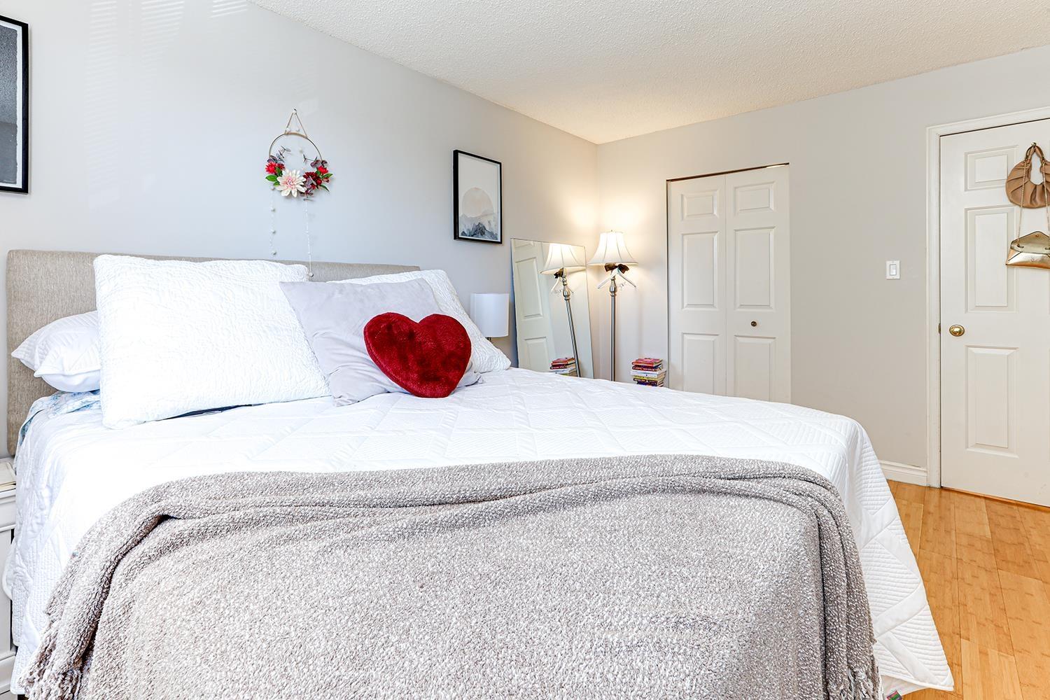 301 1354 WINTER STREET, White Rock