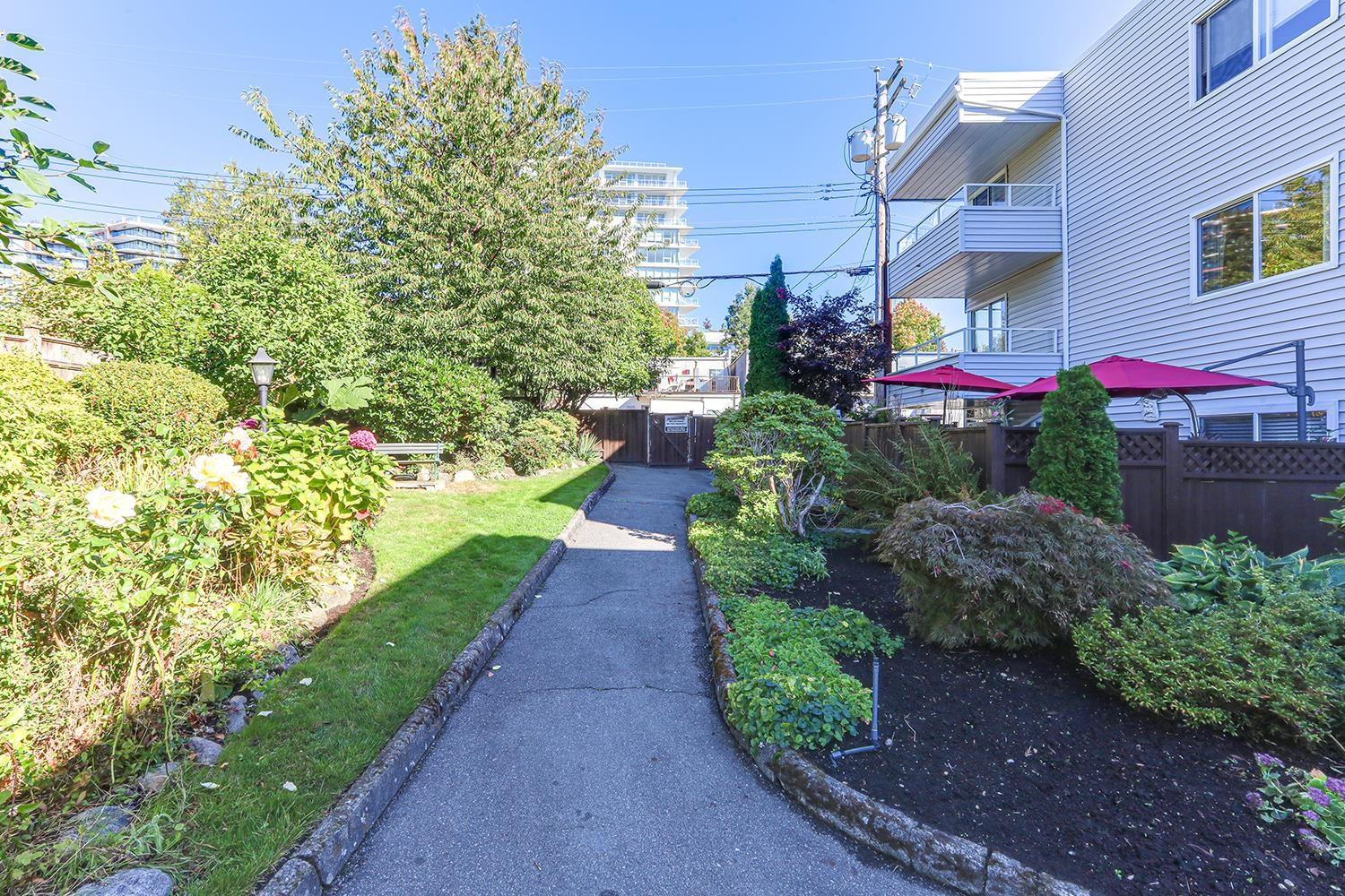 301 1354 WINTER STREET, White Rock