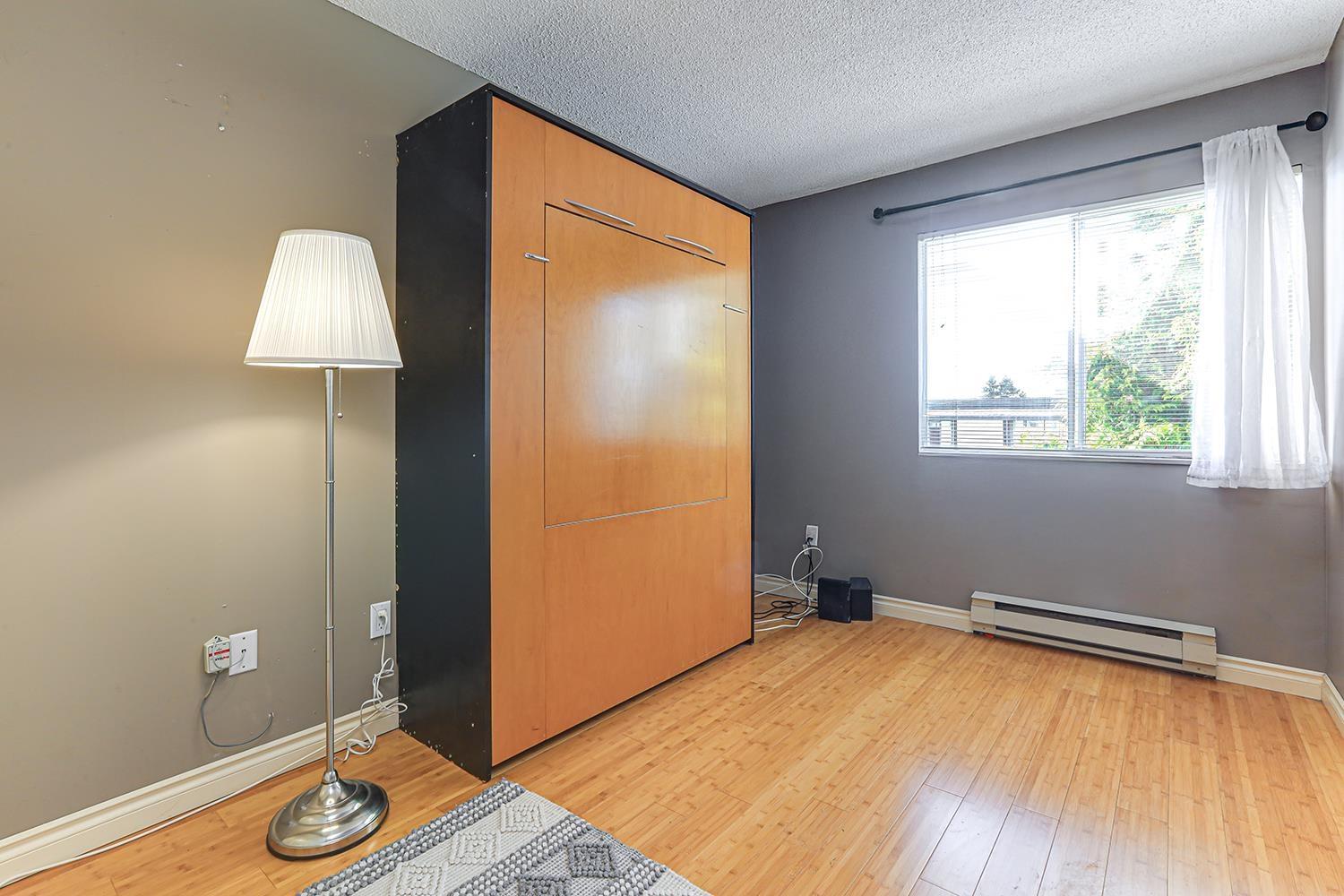 301 1354 WINTER STREET, White Rock