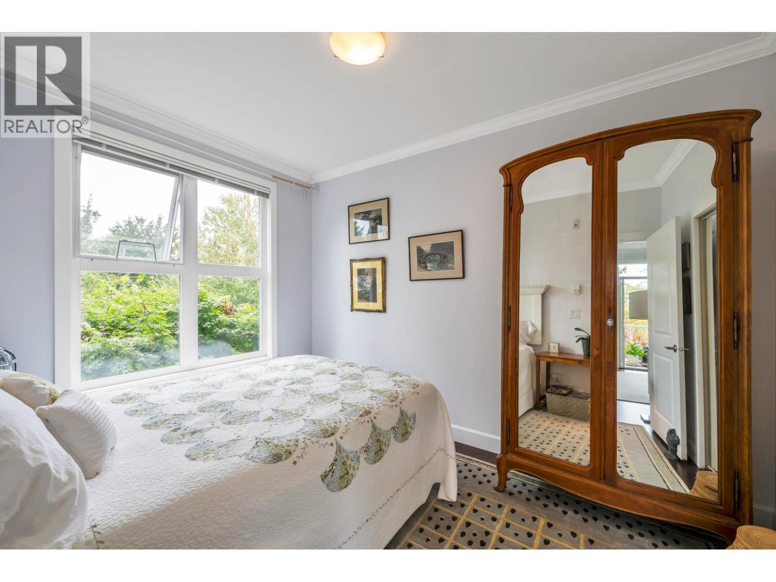 #206-4500 WESTWATER Drive, Richmond
