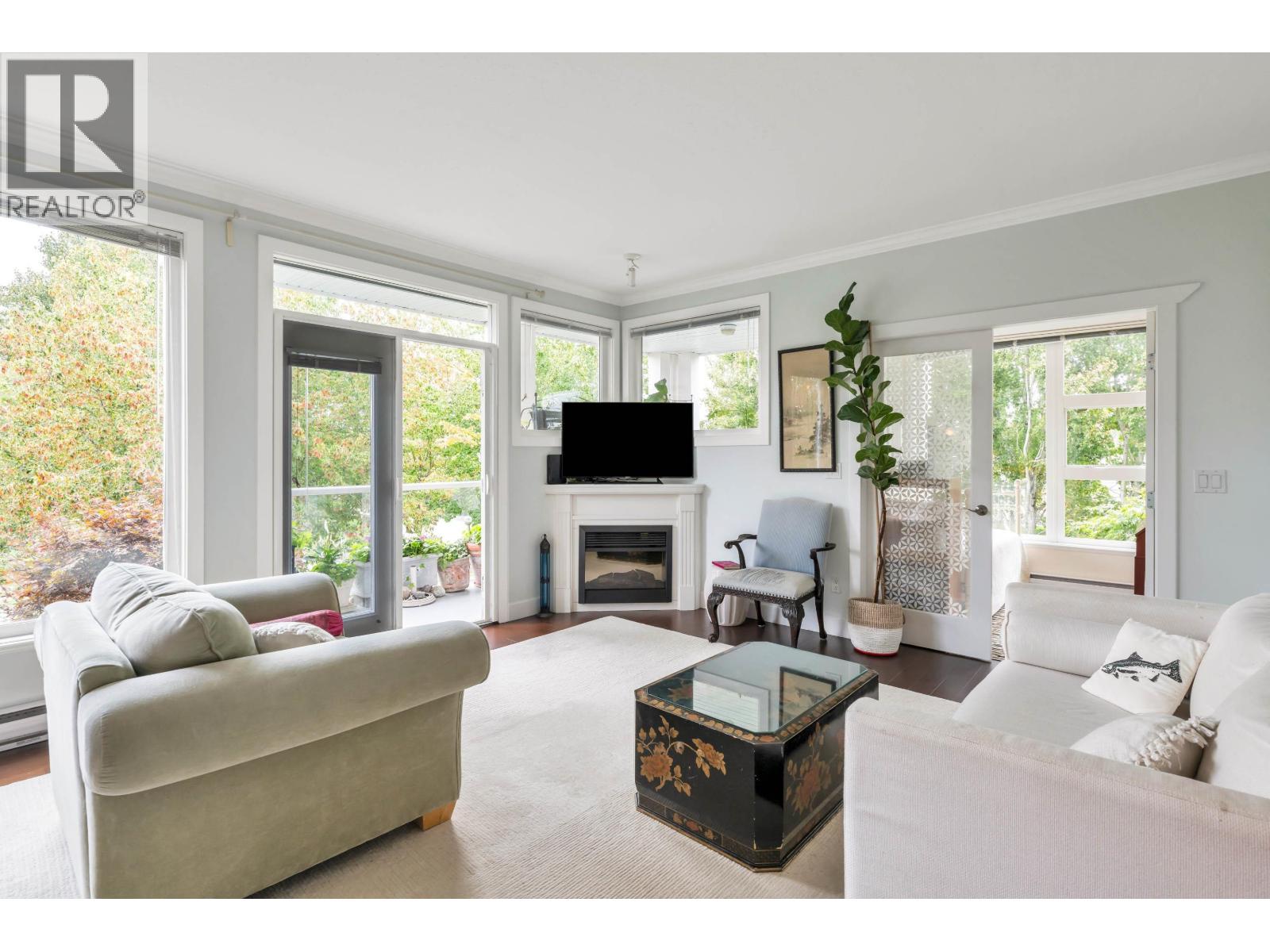 #206-4500 WESTWATER Drive, Richmond