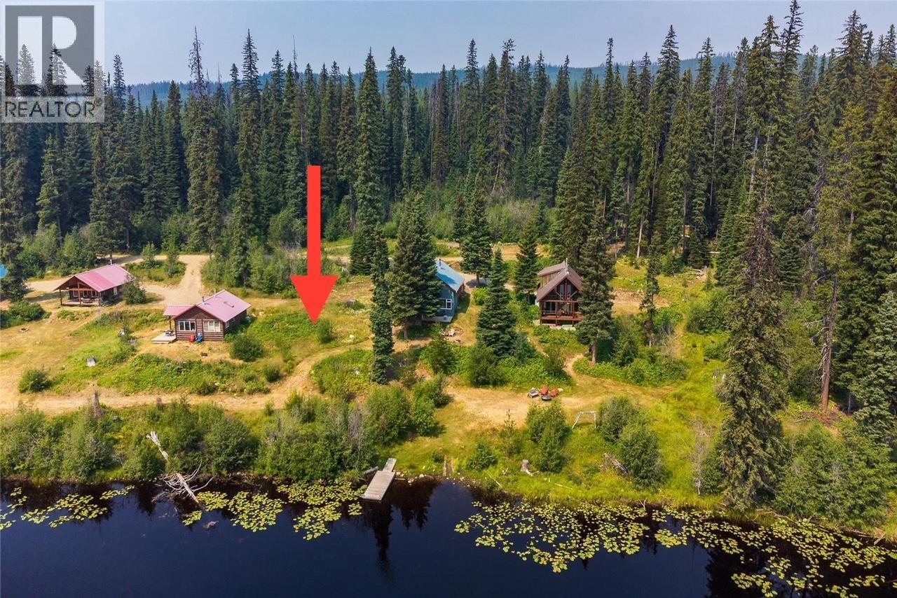 10250 Dee Lake Road, Lake Country