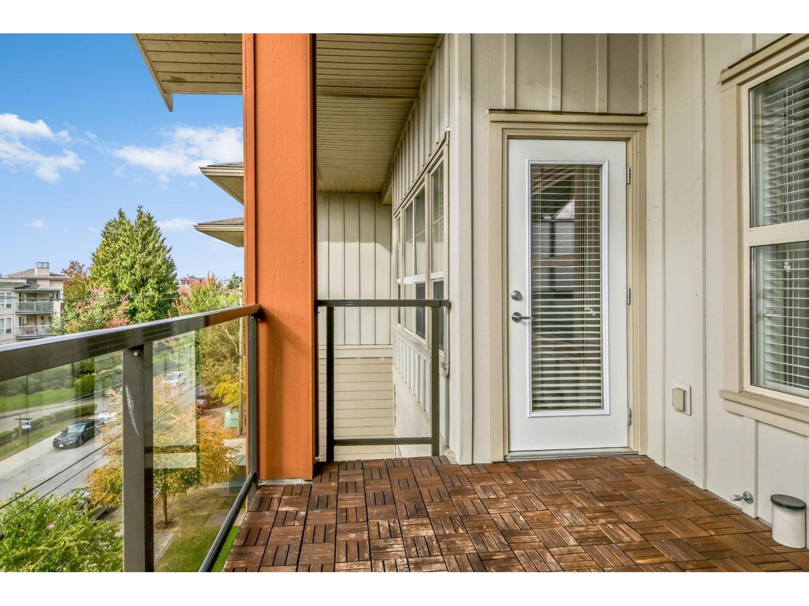 403 20219 54A AVENUE, Langley