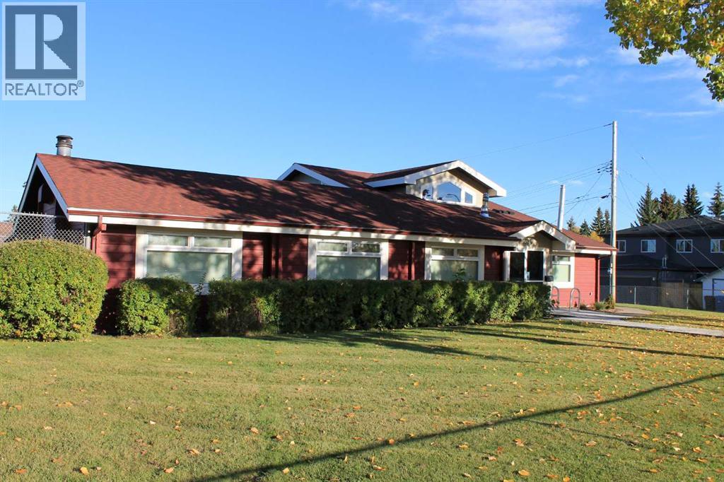 Single Family House for Sale in  Grant Crescent SW Glenbrook Calgary 