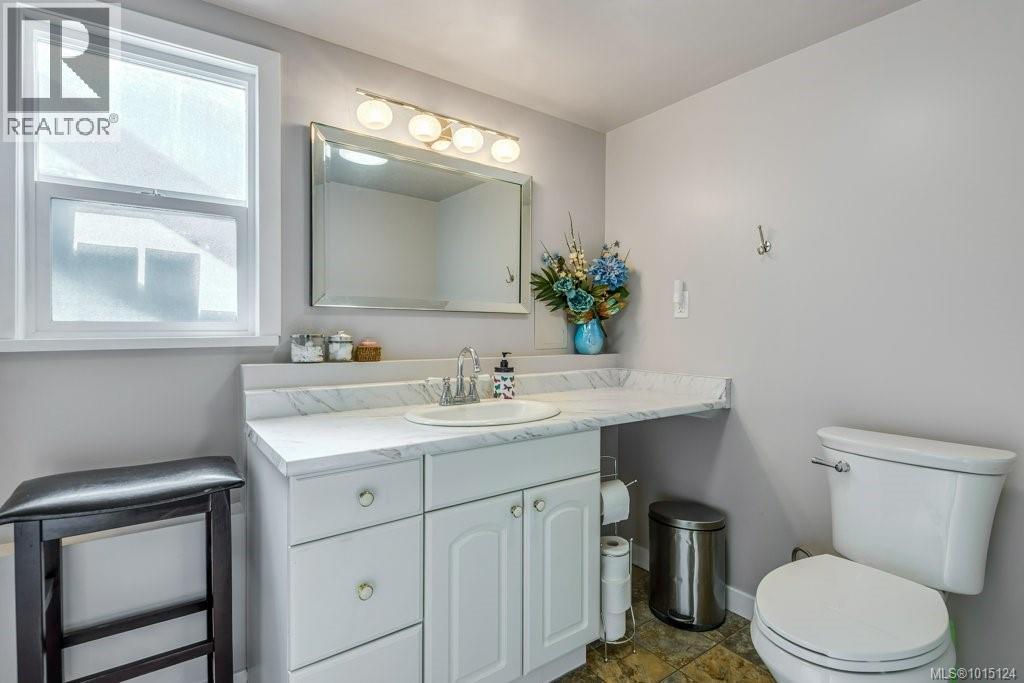 502 Birch St S, Campbell River