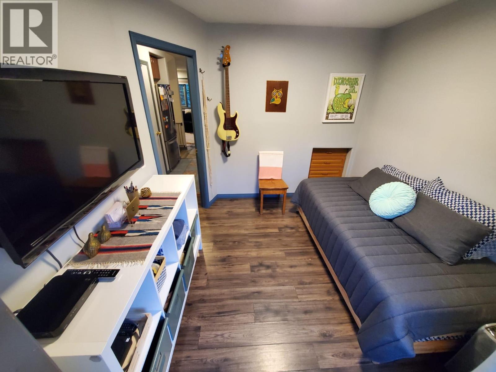 #3 2160 SUN PEAKS ROAD - 9