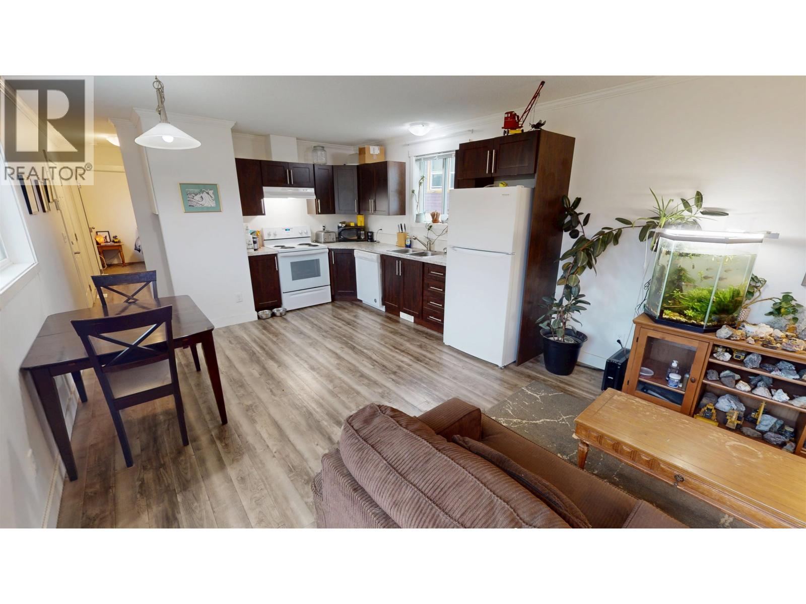 4283 SANDERS AVENUE, Wells