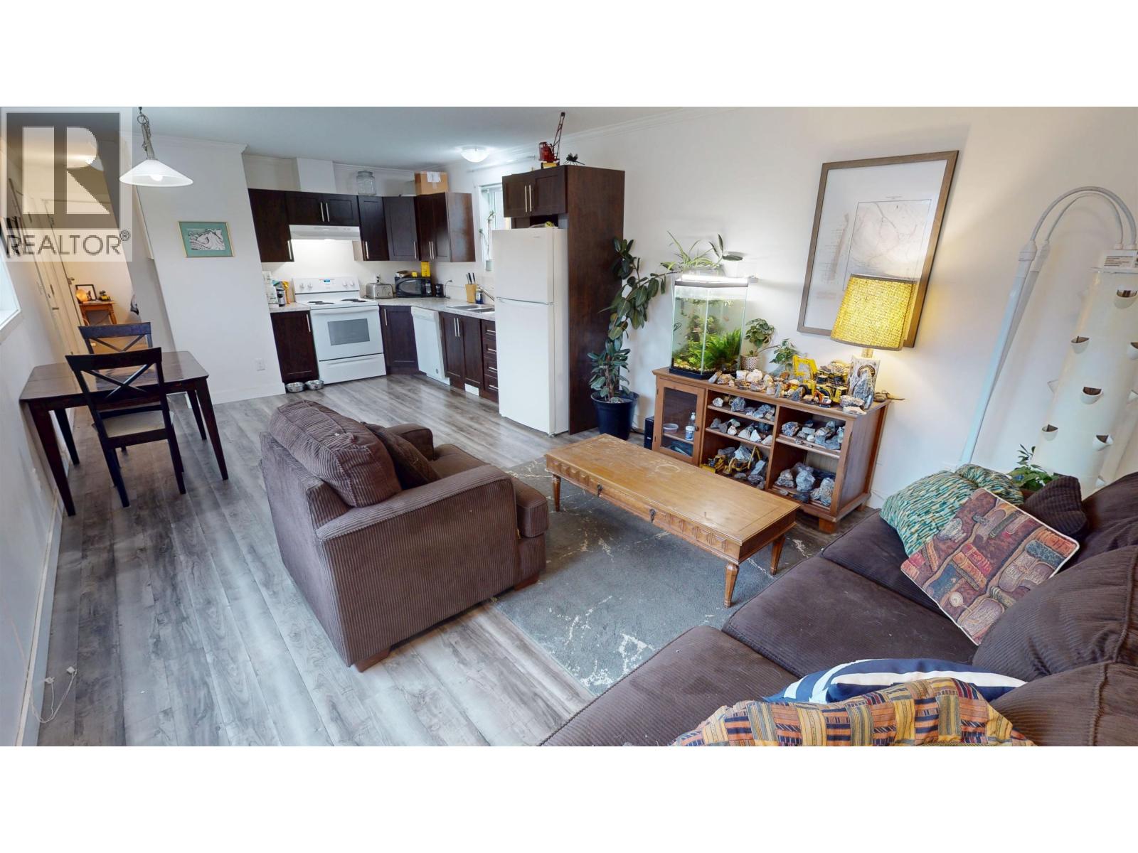 4283 SANDERS AVENUE, Wells