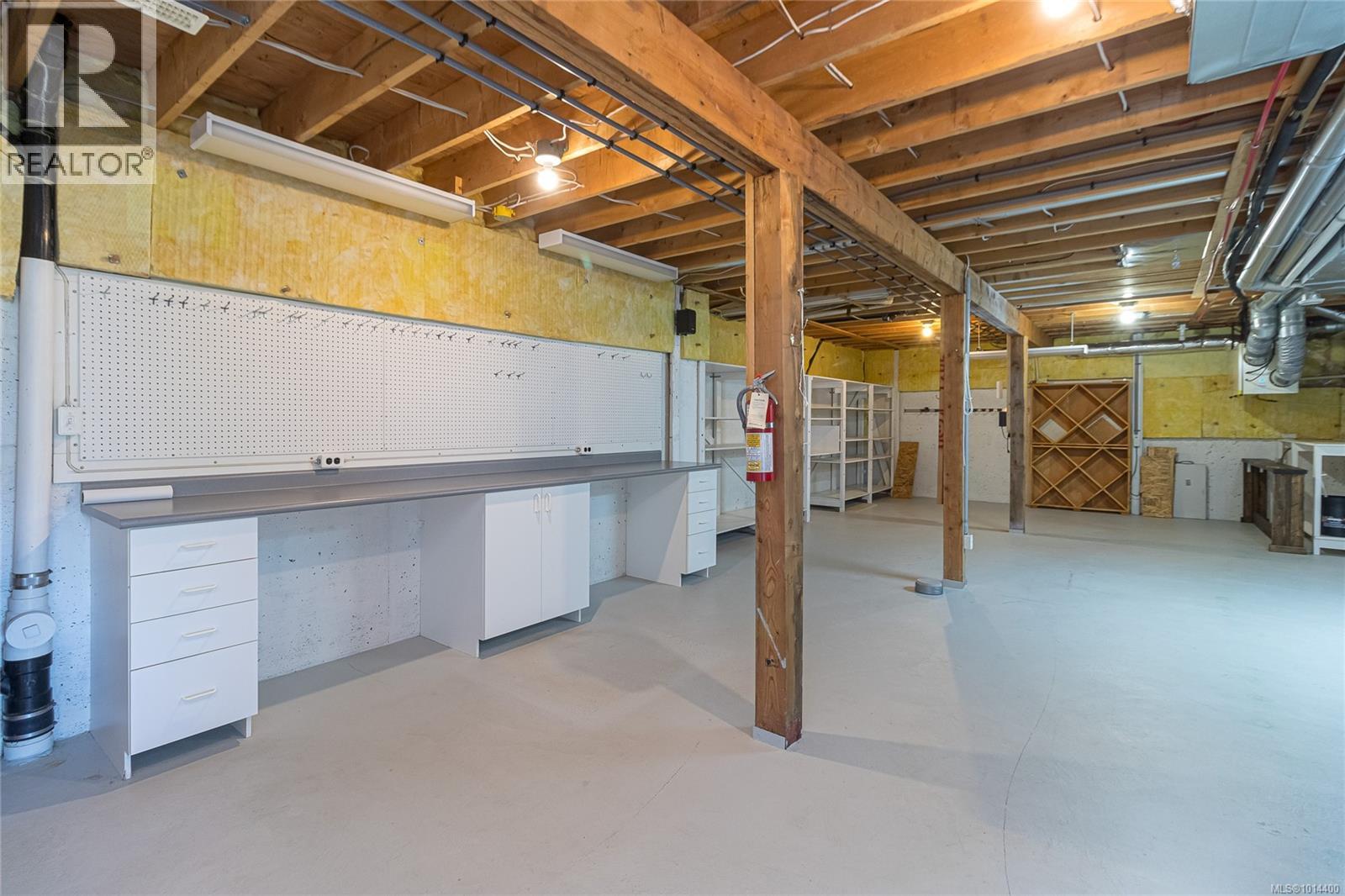 515 Marine View, Cobble Hill